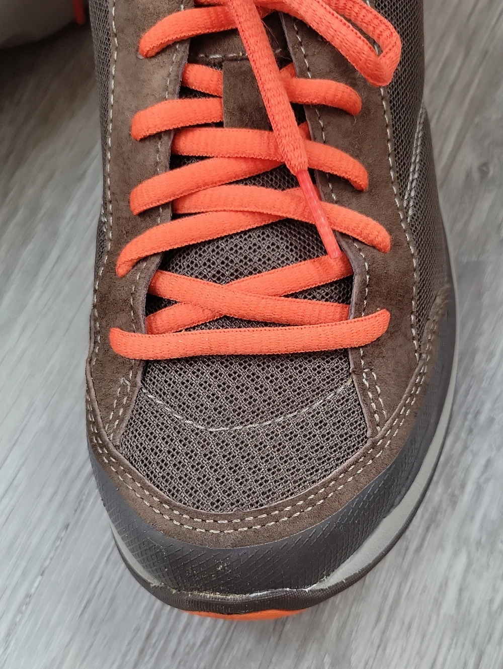 Dansko Poron Women's Suede Leather Brown Sneaker Shoe Size 8